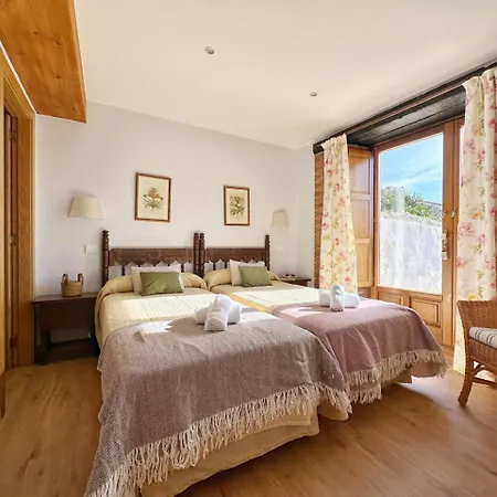 La Casita Azul - 1004 *